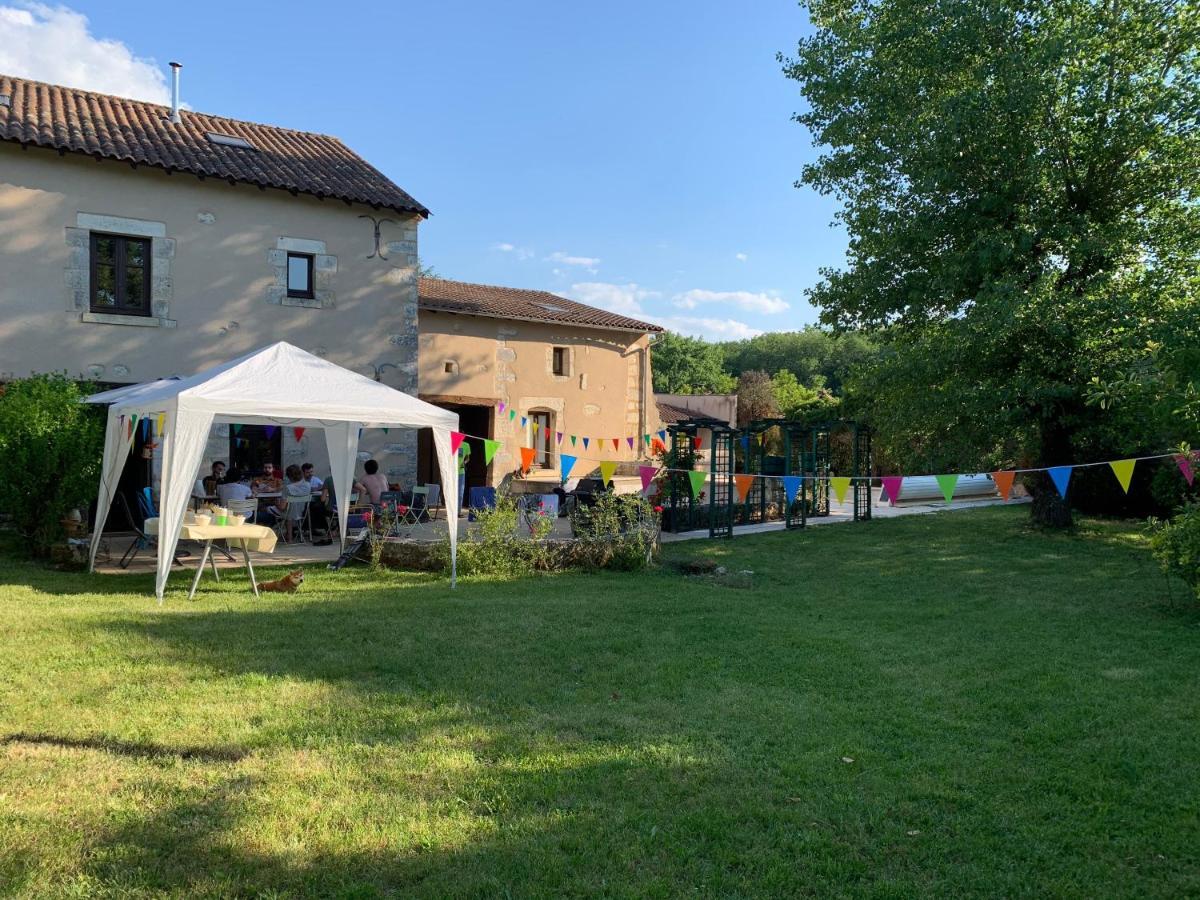 Grande Villa Au Coeur De La Dordogne Paussac-et-Saint-Vivien Exterior foto